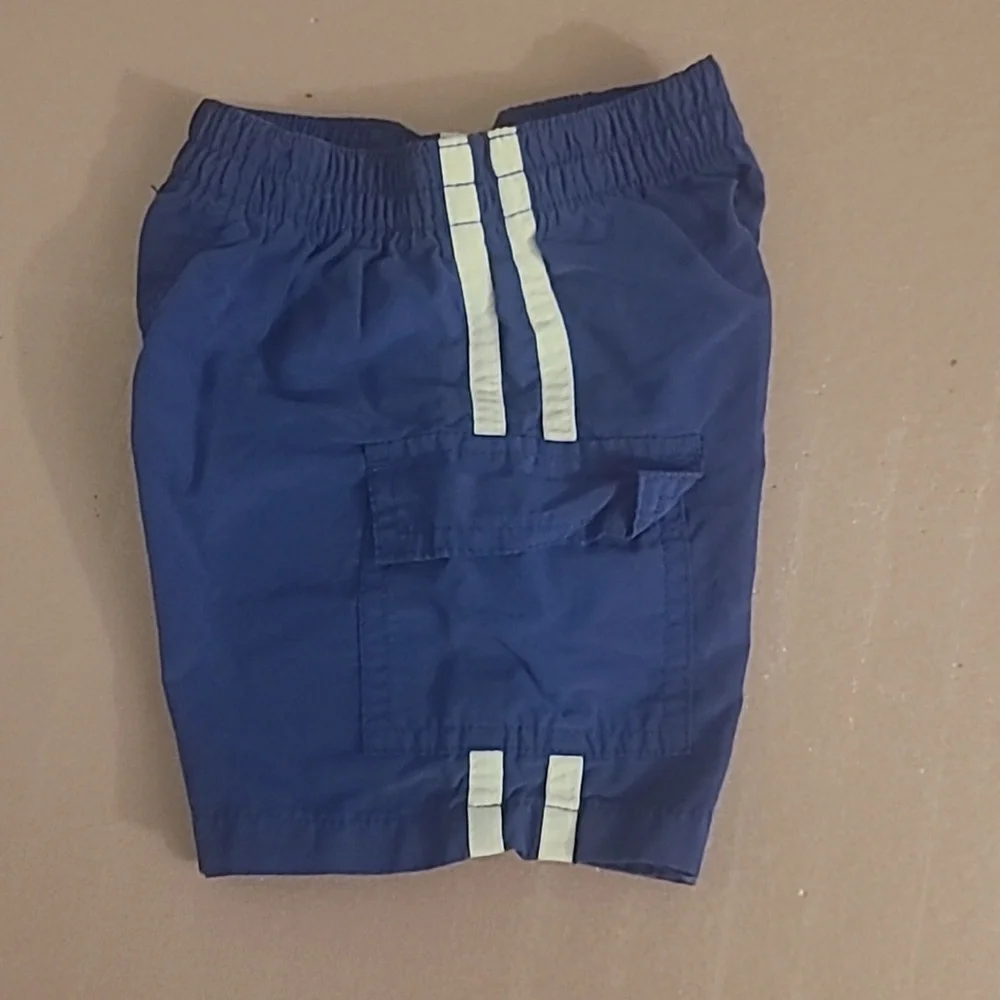 Shorts - Picture 2 of 2